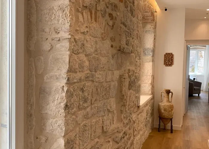 アパートホテル Priuli Heritage スプリト